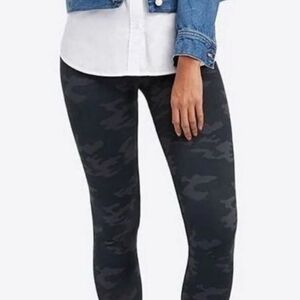 SPANX Black and Gray Camouflage Leggings